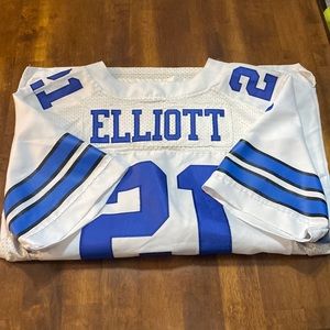 Dallas Cowboys Jersey (Nike) Ezekiel Elliot (Size 48)